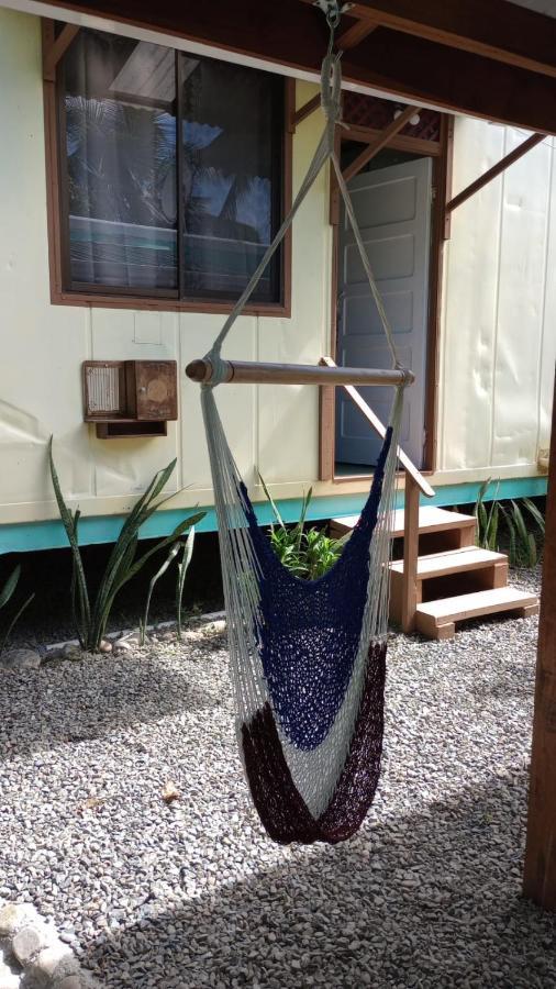 Container House Cahuita Hotel Exterior photo