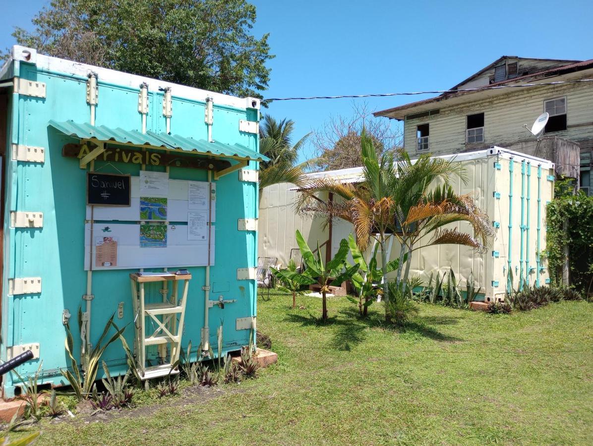 Container House Cahuita Hotel Exterior photo